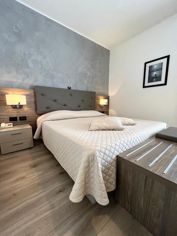 Hotel Regina Градо Екстер'єр фото