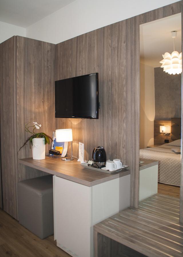 Hotel Regina Градо Екстер'єр фото